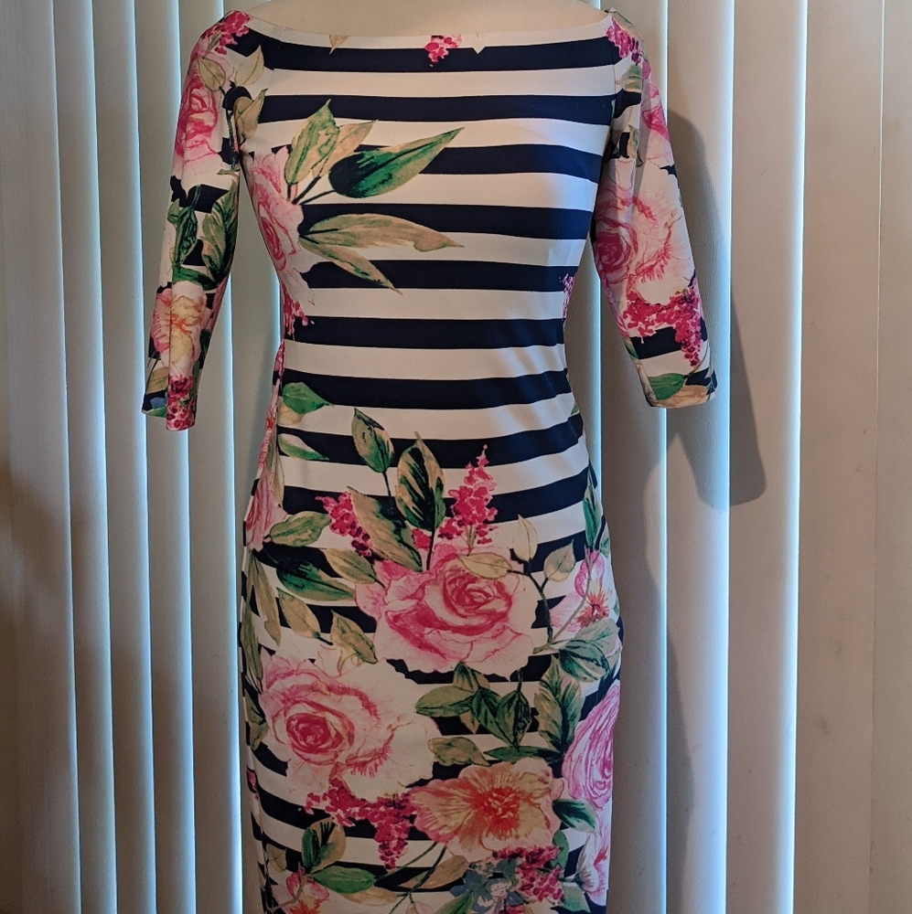 Dress - Picture 4 of 6